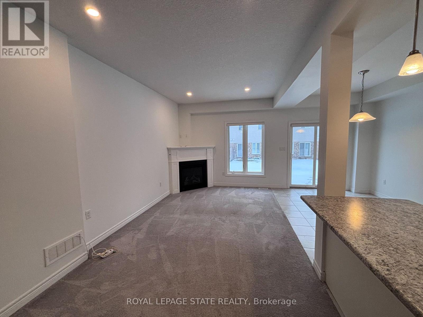 24 Garlent Avenue, Hamilton, Ontario  L9K 0J9 - Photo 5 - X12797322