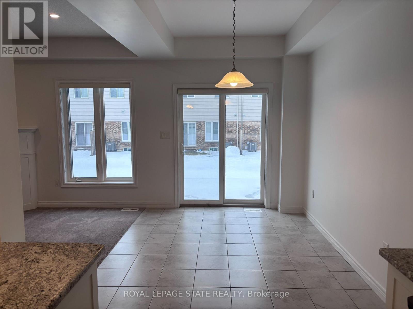 24 Garlent Avenue, Hamilton, Ontario  L9K 0J9 - Photo 7 - X12797322