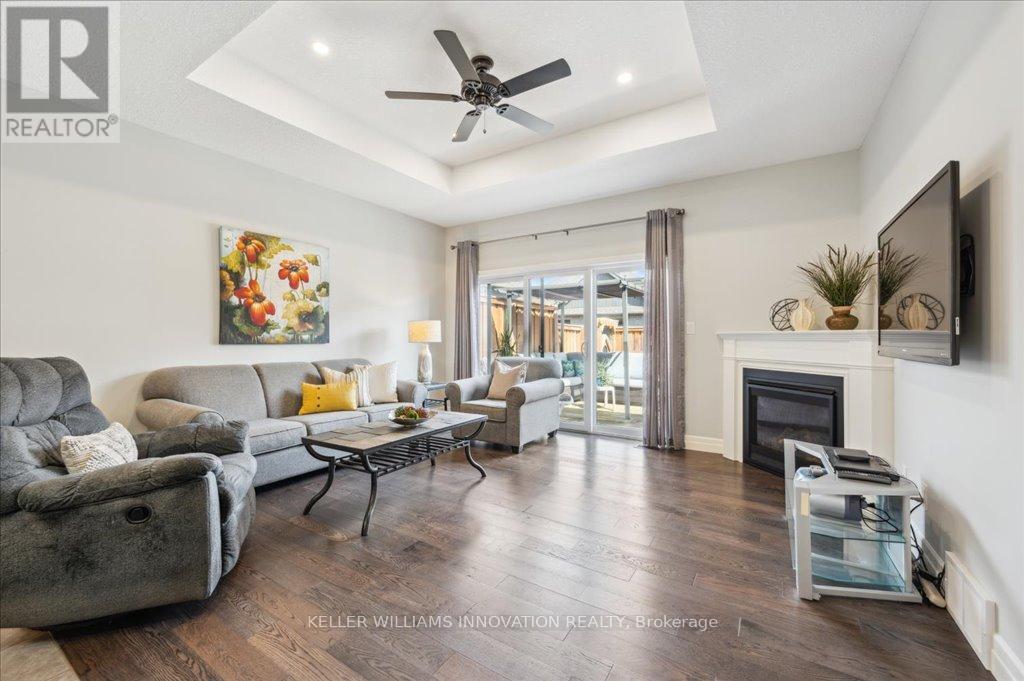 28 Bur Oak Drive, Woolwich, Ontario  N3B 0C6 - Photo 5 - X12797424