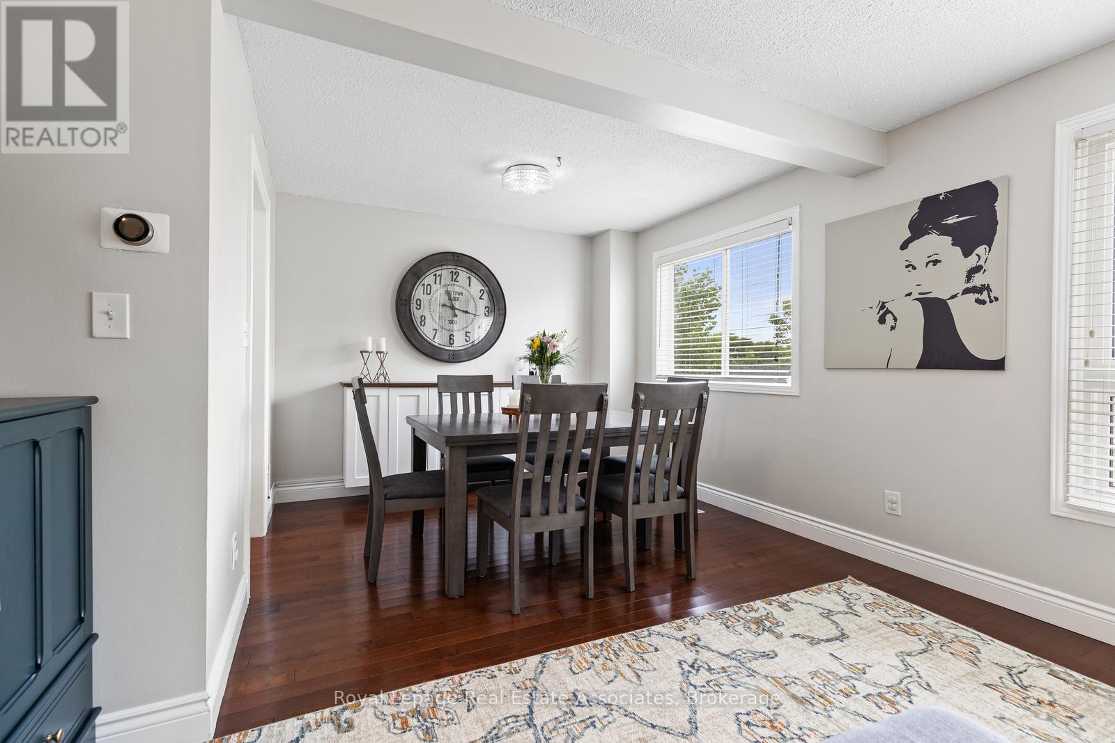 104 Dyer Court, Cambridge, Ontario  N3C 4B9 - Photo 5 - X12797498