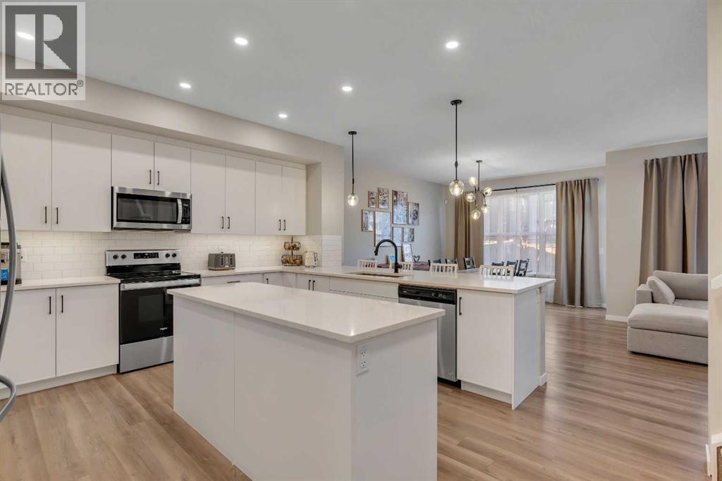 160 Magnolia Terrace Se, Calgary, Alberta  T3M 3N2 - Photo 8 - A2285847