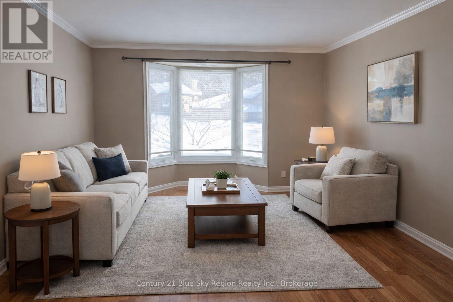 29 Robinhood Court, North Bay, Ontario  P1C 1L3 - Photo 5 - X12796676