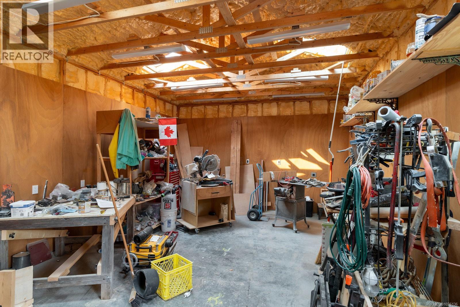 1256 Walnut St, Victoria, British Columbia  V8T 1N6 - Photo 16 - 1026136