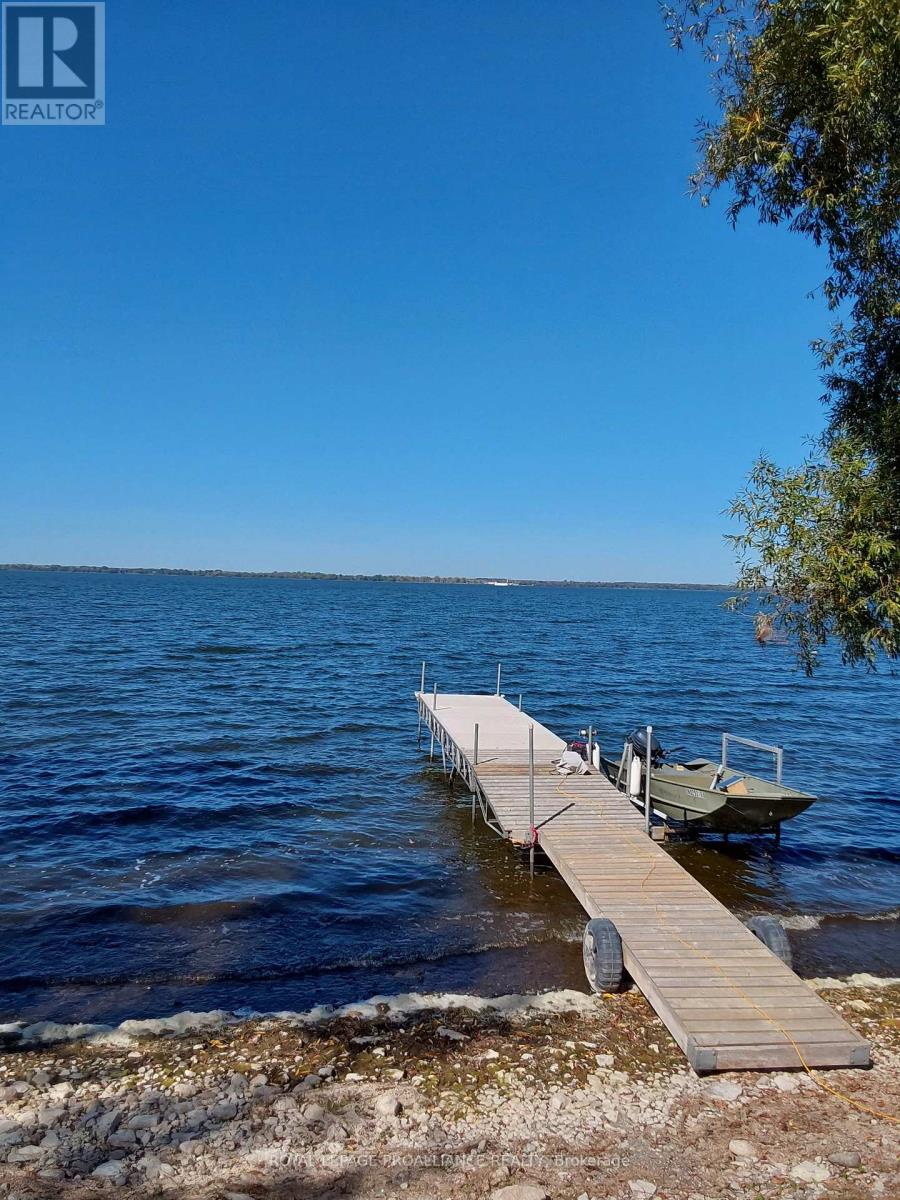 880 North Big Island Road, Prince Edward County, Ontario  K0K 1W0 - Photo 38 - X12754322