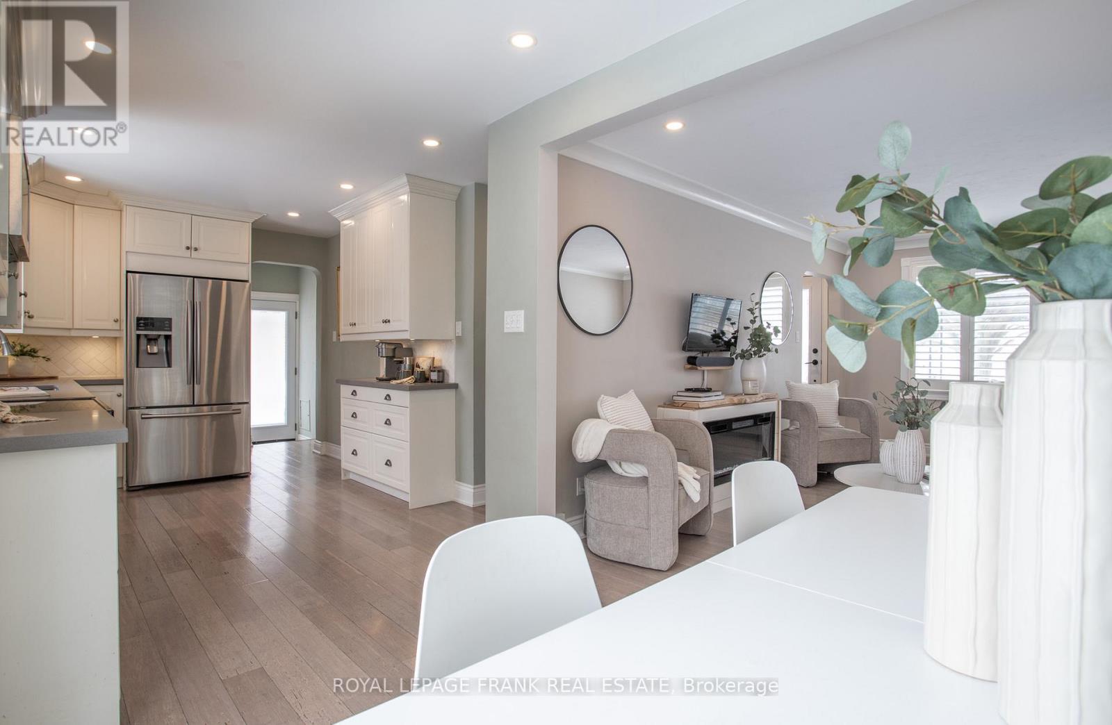 1107 Green Street, Whitby (Downtown Whitby), Ontario  L1N 4G8 - Photo 12 - E12797578