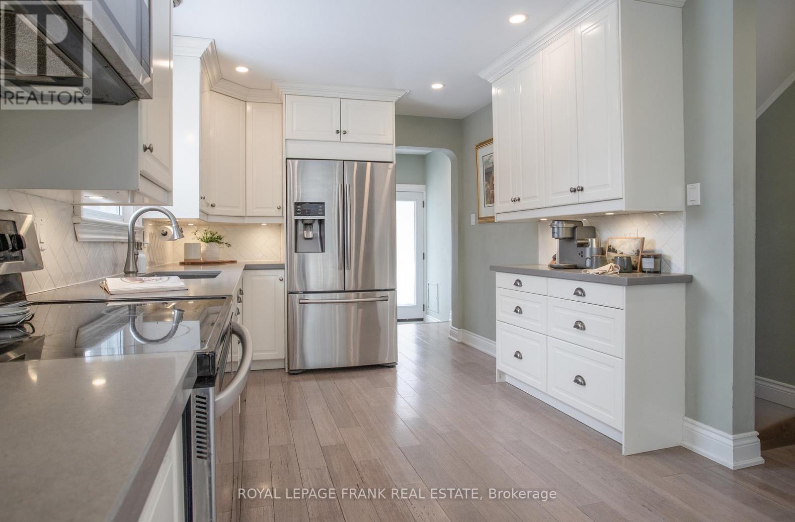 1107 Green Street, Whitby (Downtown Whitby), Ontario  L1N 4G8 - Photo 14 - E12797578