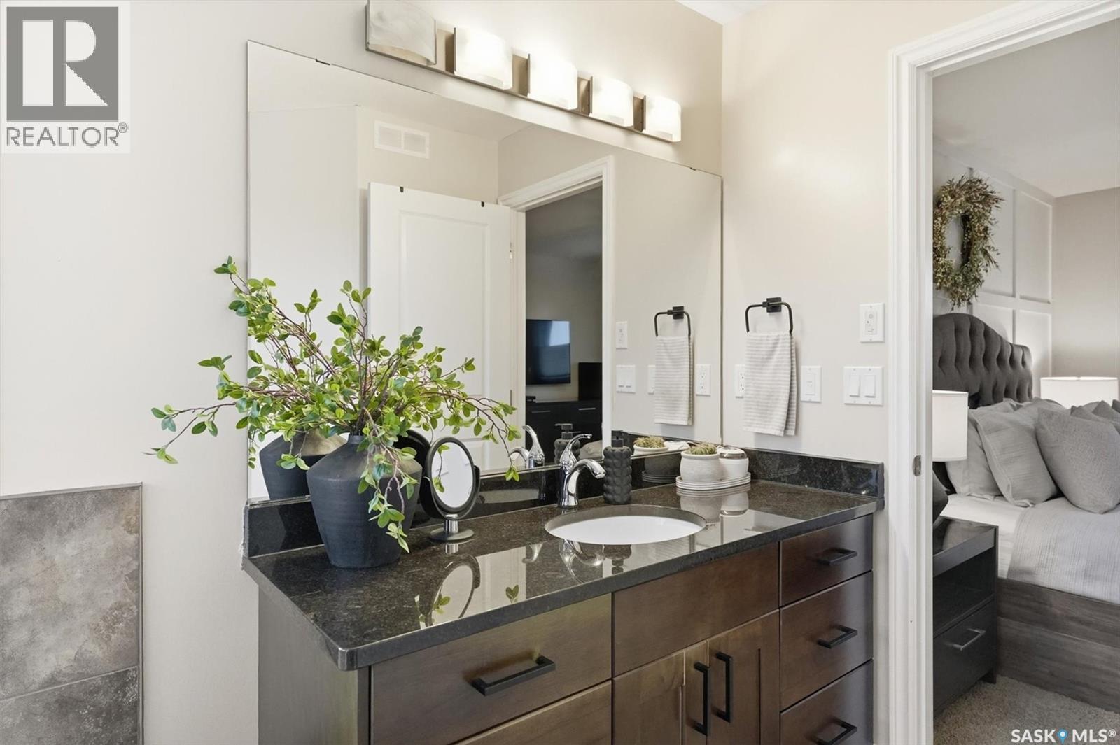 1015 Muzyka Road, Saskatoon, Saskatchewan  S7W 0E7 - Photo 28 - SK028770