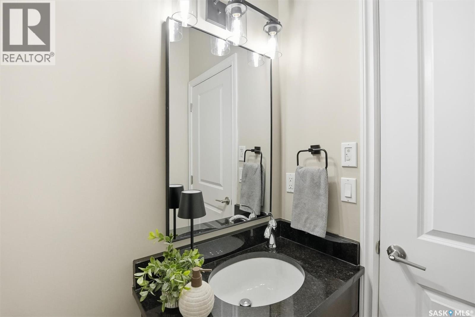 1015 Muzyka Road, Saskatoon, Saskatchewan  S7W 0E7 - Photo 18 - SK028770