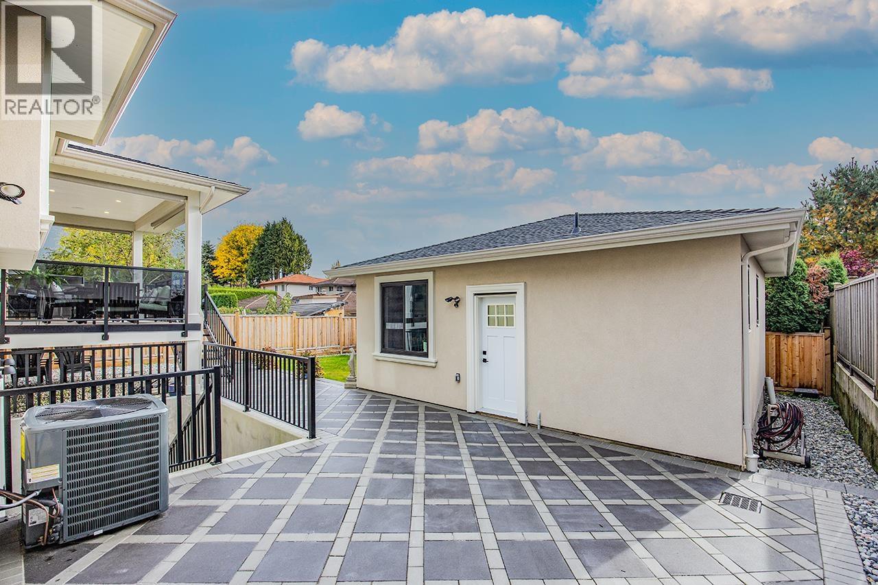 6902 Kitchener Street, Burnaby, British Columbia  V5B 2J9 - Photo 37 - R3090782