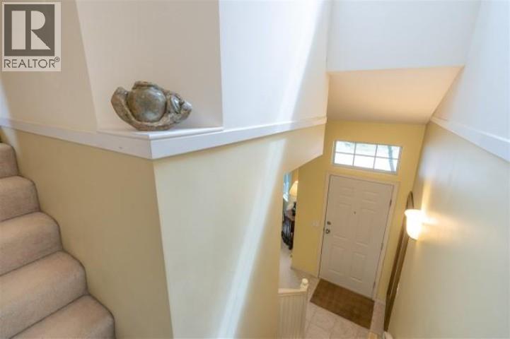 10 7500 Cumberland Street, Burnaby, British Columbia  V3N 4Z9 - Photo 16 - R3083448