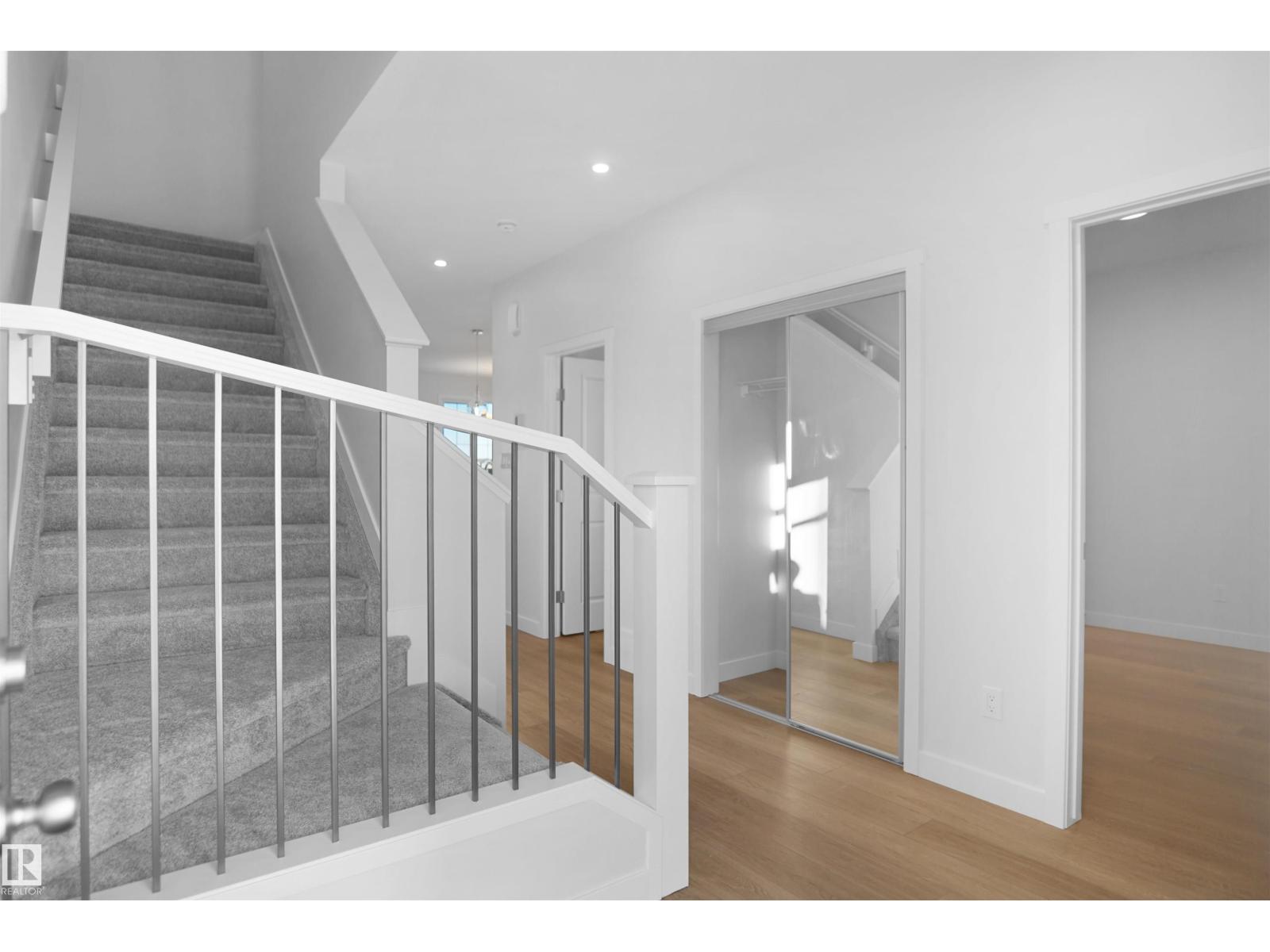 20944 16 Av Nw, Edmonton, Alberta  T6M 1P9 - Photo 3 - E4468796