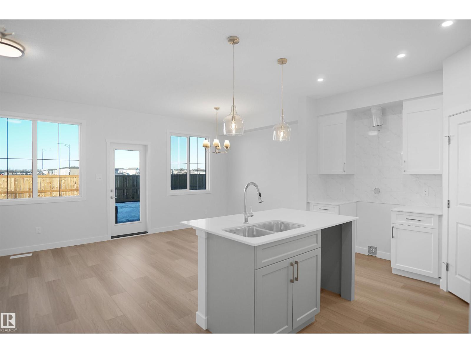 20944 16 Av Nw, Edmonton, Alberta  T6M 1P9 - Photo 9 - E4468796