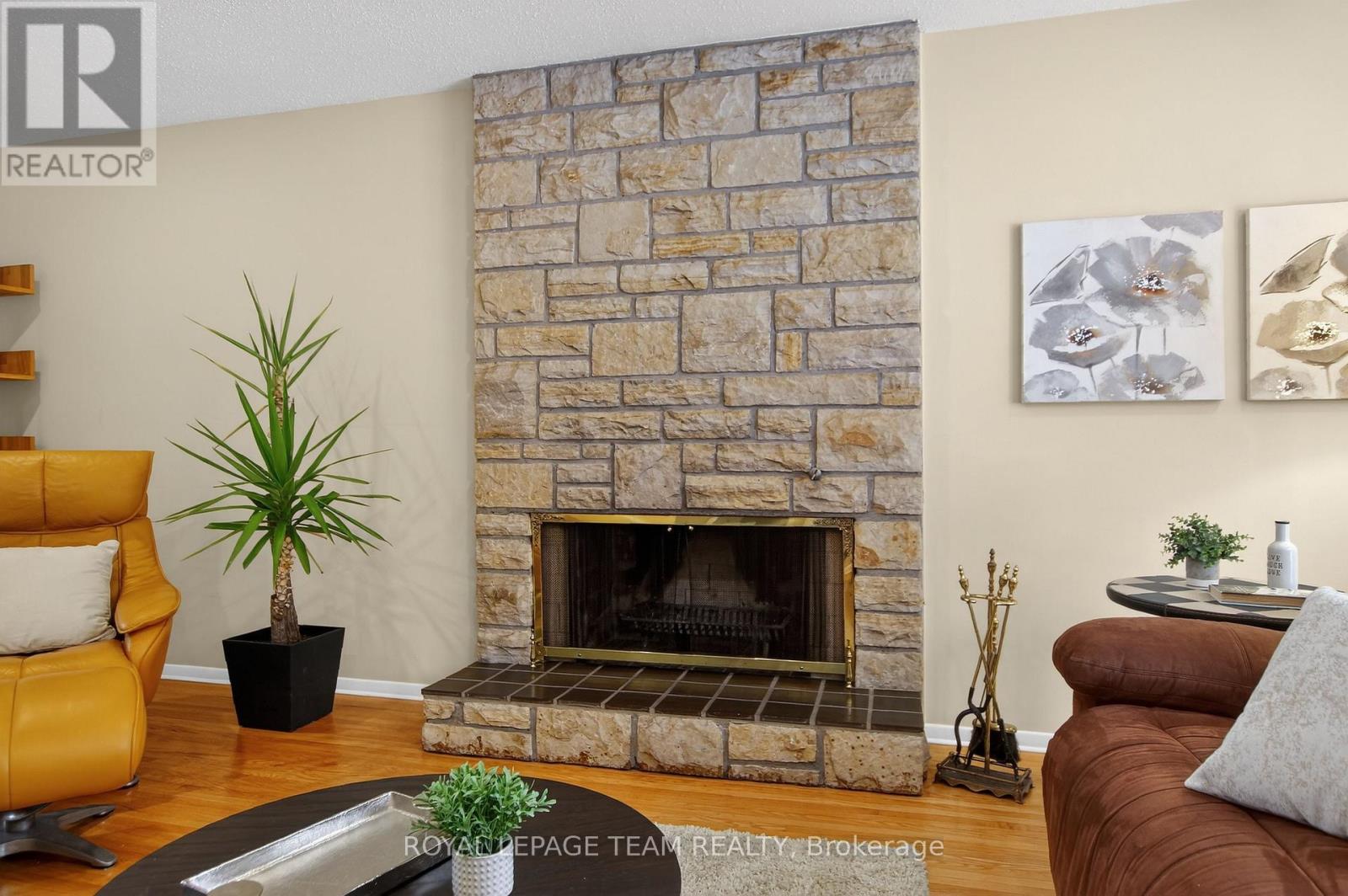 18 Pentland Crescent, Ottawa, Ontario  K2K 1V5 - Photo 11 - X12797618