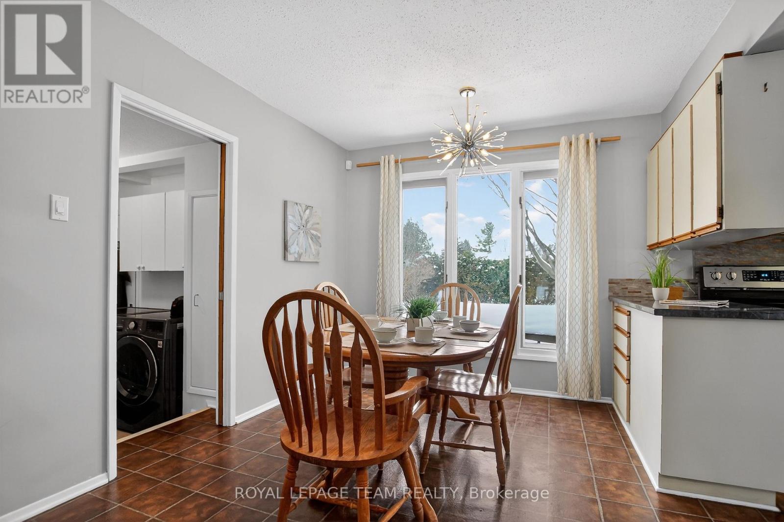 18 Pentland Crescent, Ottawa, Ontario  K2K 1V5 - Photo 18 - X12797618