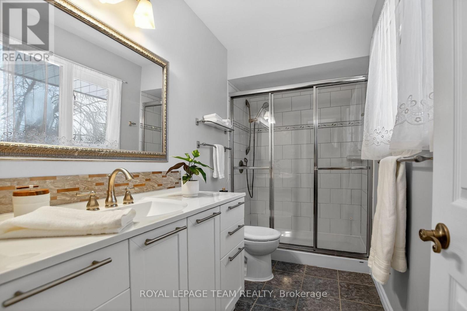 18 Pentland Crescent, Ottawa, Ontario  K2K 1V5 - Photo 31 - X12797618