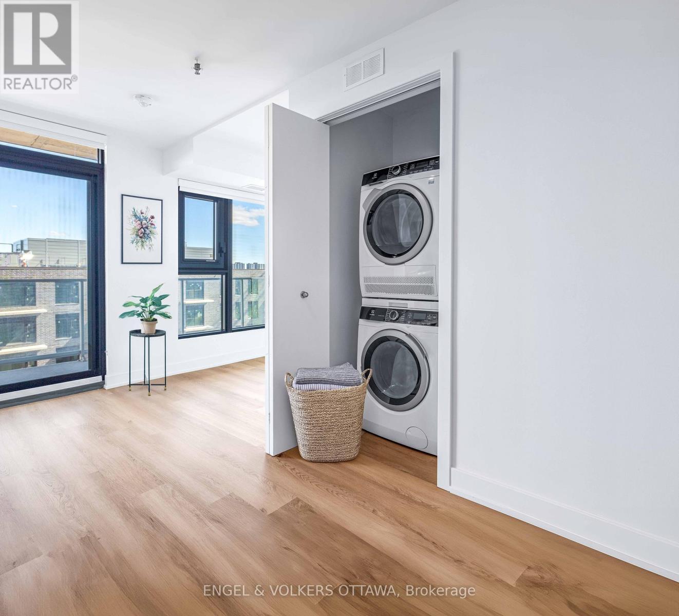 1208 - 1360 Carling Avenue, Ottawa, Ontario  K1Z 0E4 - Photo 6 - X12797632