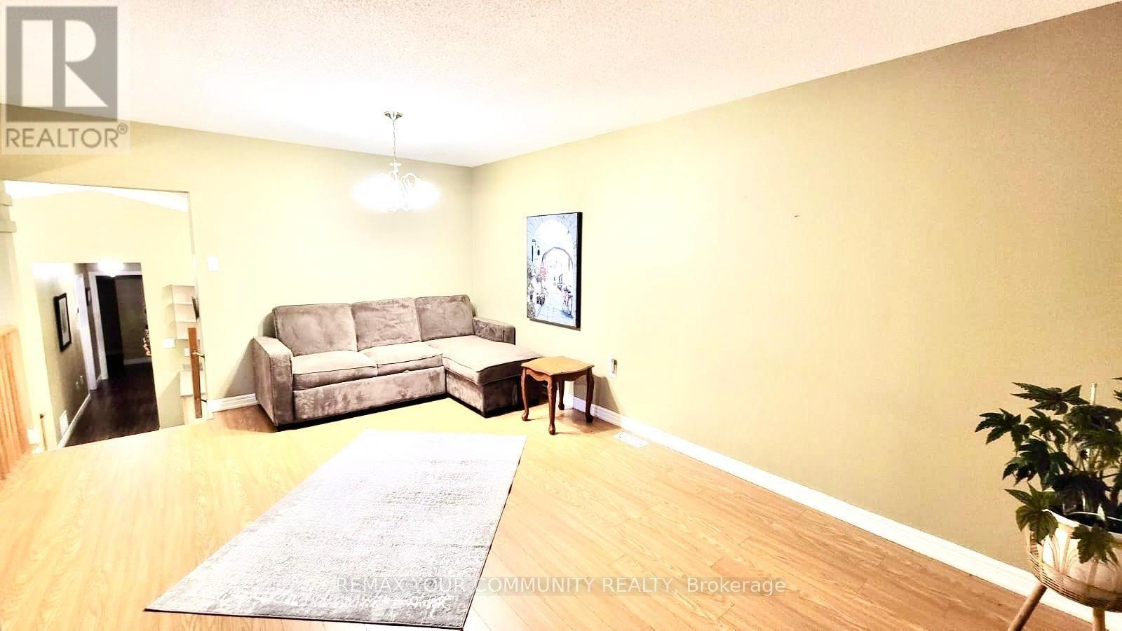 20 Veseli Court N, Bradford West Gwillimbury, Ontario  L3Z 3C3 - Photo 17 - N12712700