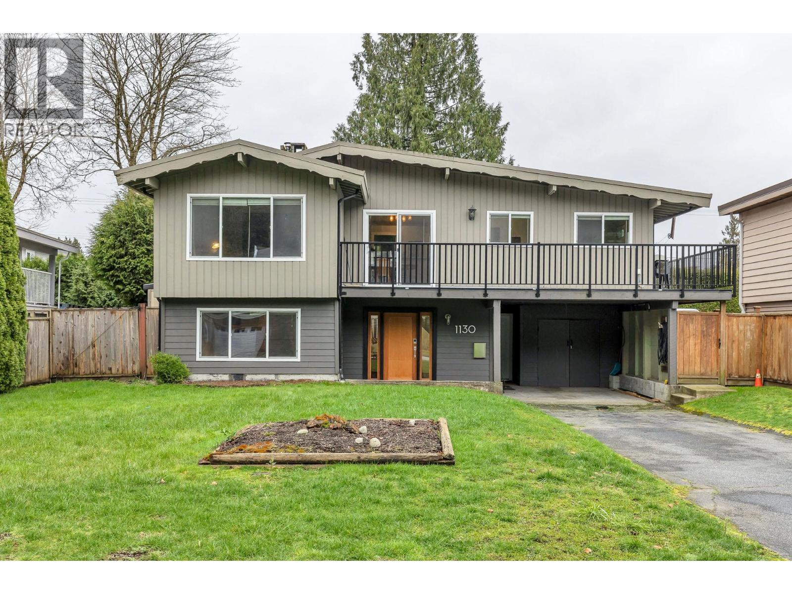 1130 Blue Heron Crescent, Port Coquitlam, British Columbia  V3B 1X1 - Photo 2 - R3090988