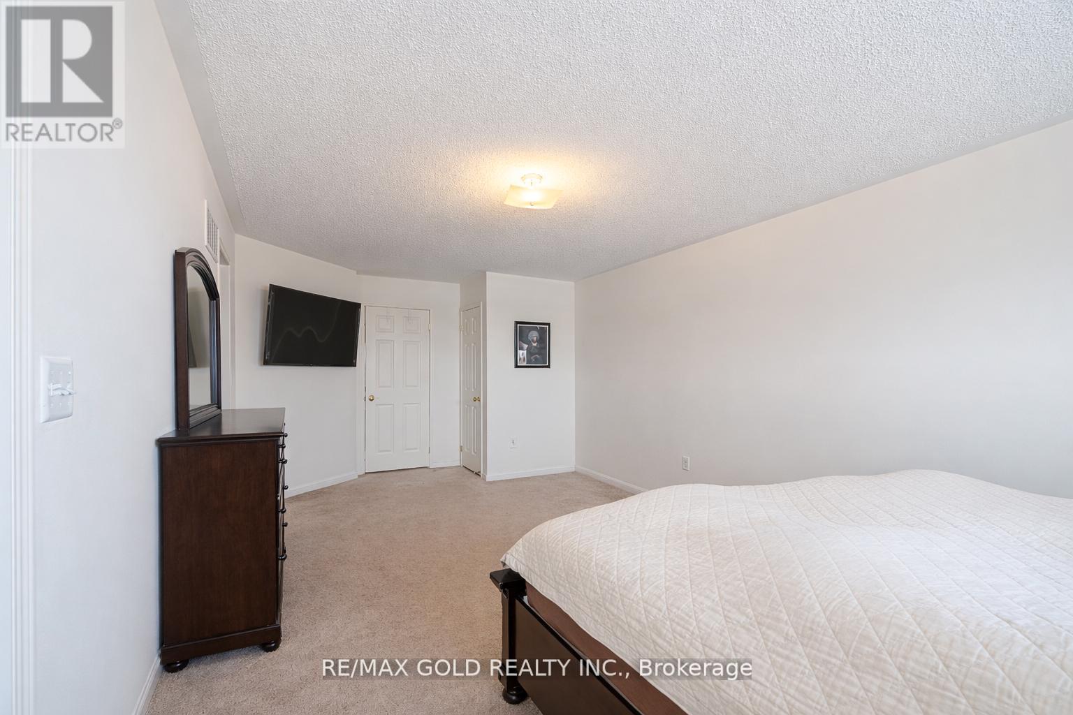 14 Gulfbrook Circle, Brampton, Ontario  L6Z 0G4 - Photo 16 - W12797120