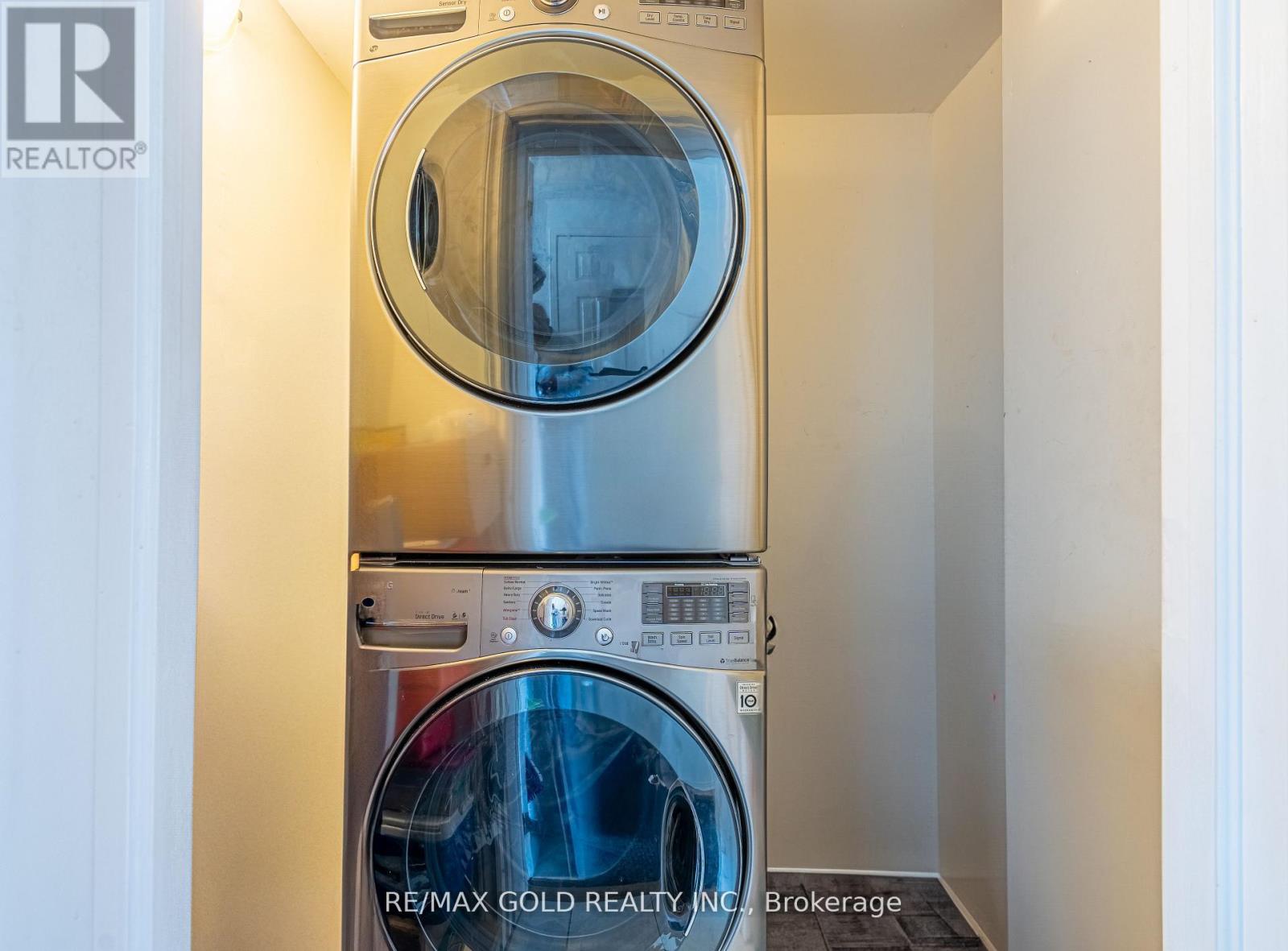 14 Gulfbrook Circle, Brampton, Ontario  L6Z 0G4 - Photo 10 - W12797120