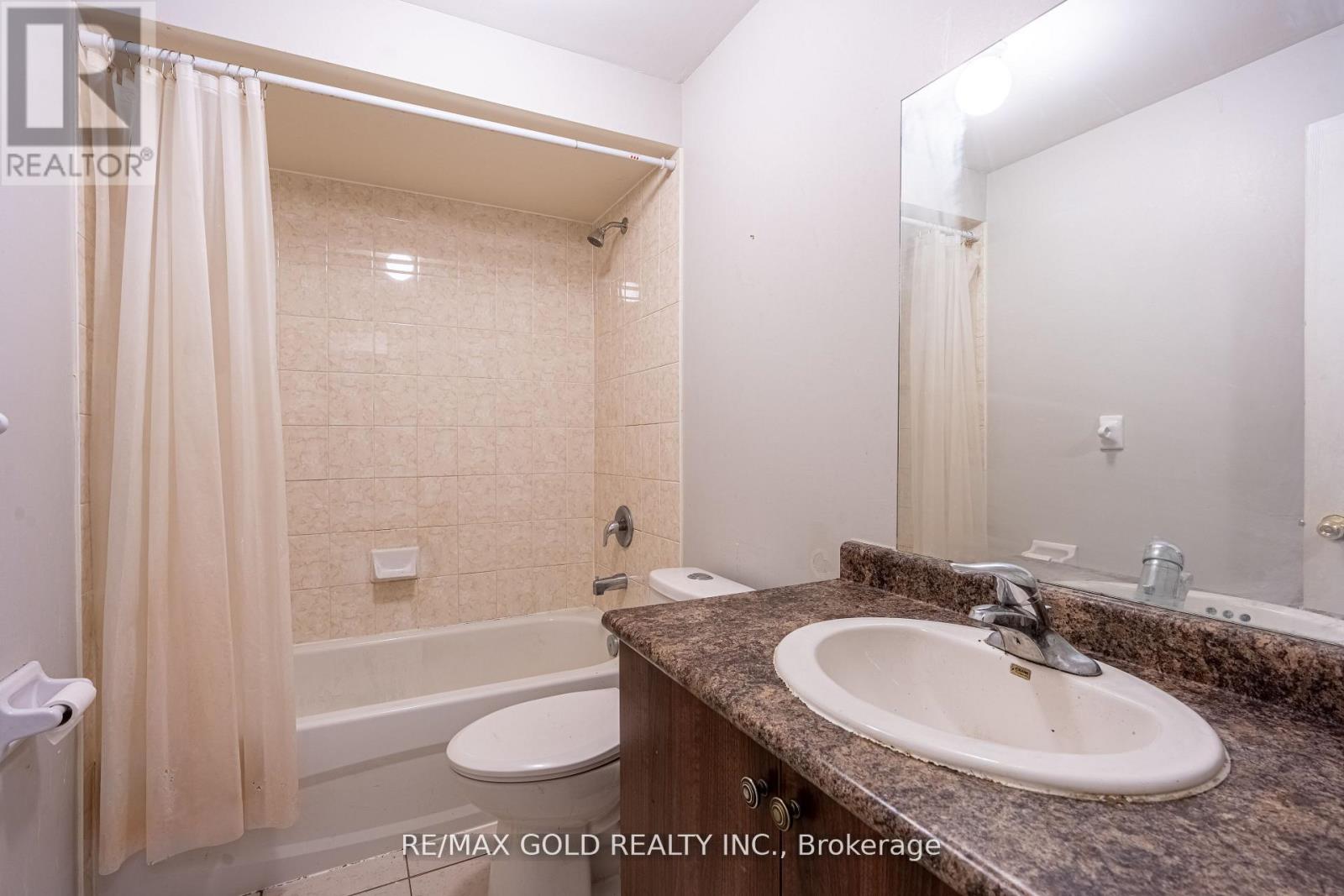 14 Gulfbrook Circle, Brampton, Ontario  L6Z 0G4 - Photo 37 - W12797120