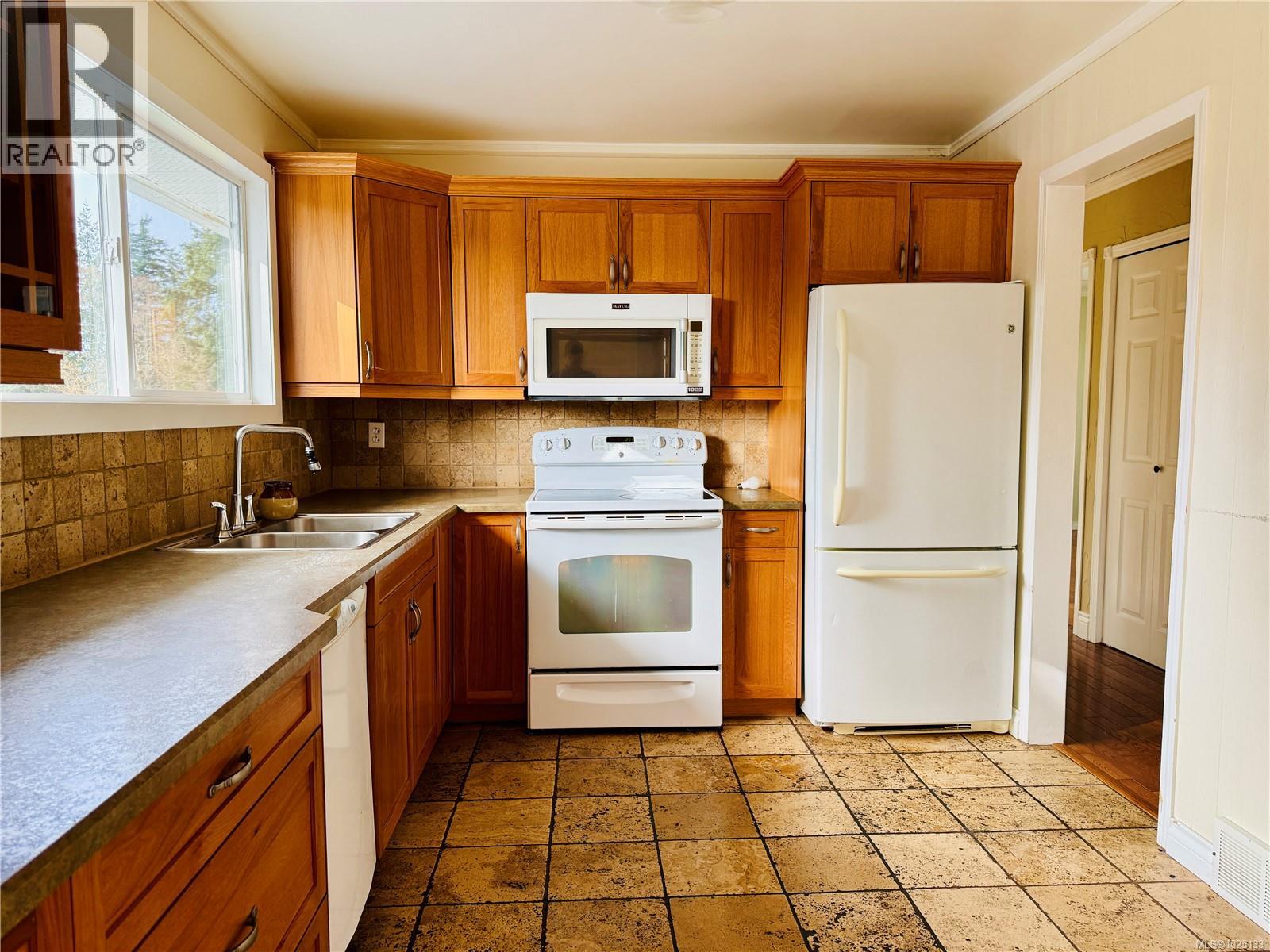 5173 Somerset Dr, Nanaimo, British Columbia  V9T 2K5 - Photo 11 - 1025133