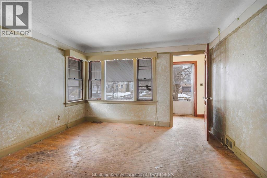 68 Tweedsmuir Avenue East, Chatham, Ontario  N7M 3Z8 - Photo 6 - 26003413