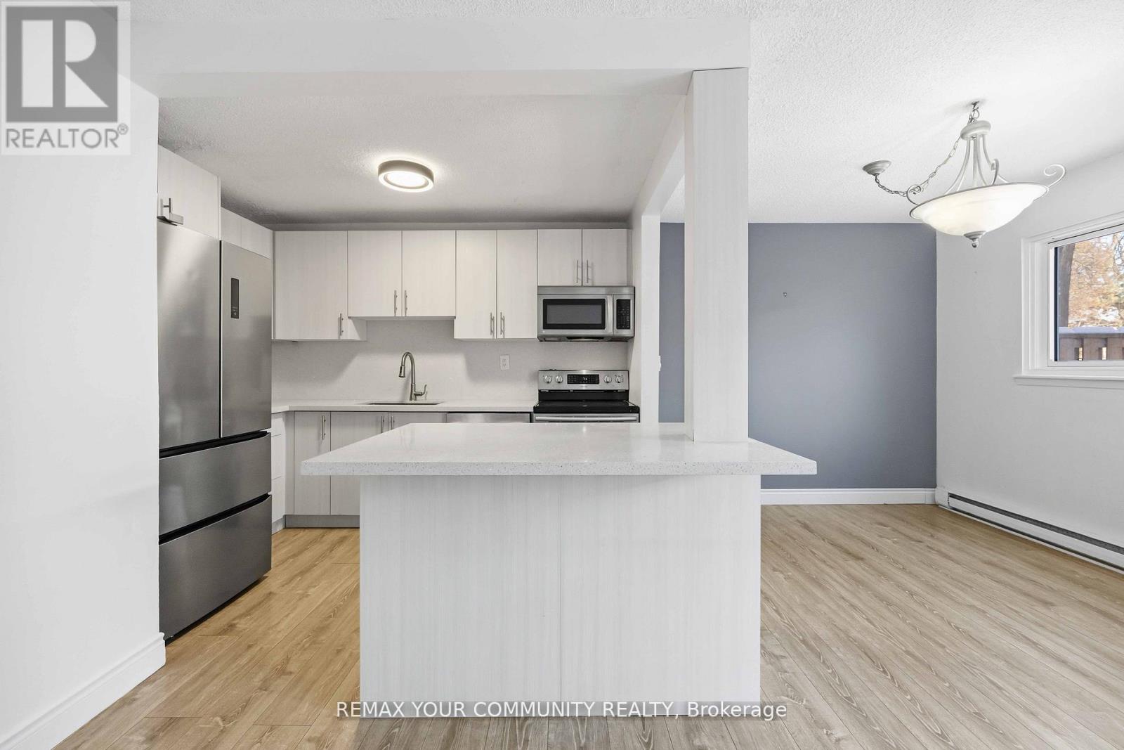 22 Porterfield Crescent, Markham, Ontario  L3T 4S7 - Photo 16 - N12797534