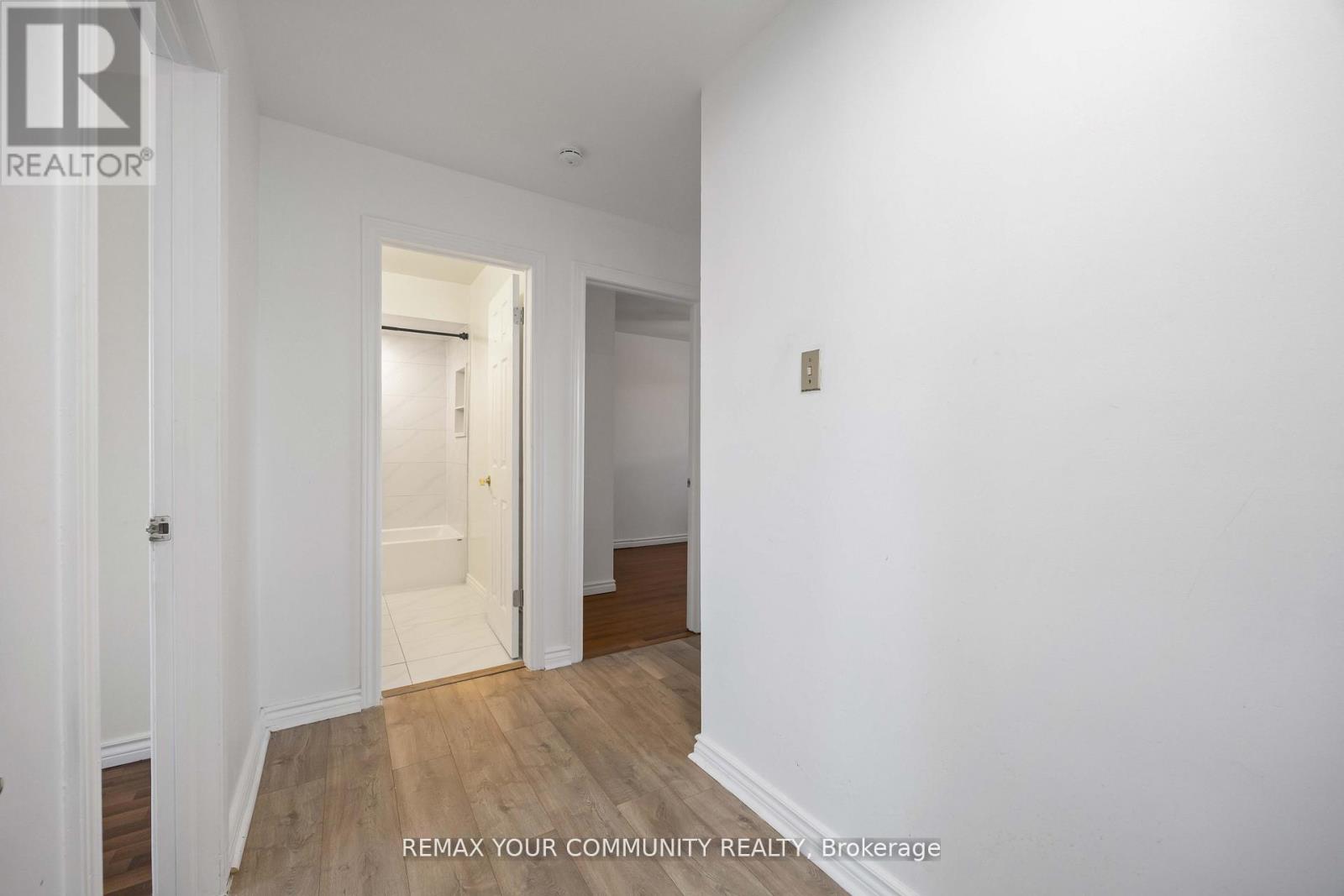 22 Porterfield Crescent, Markham, Ontario  L3T 4S7 - Photo 23 - N12797534