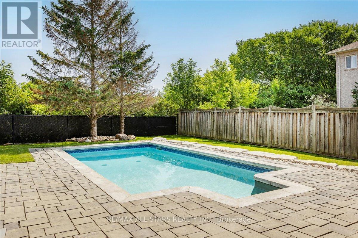 98 Bayview Avenue, Georgina, Ontario  L4P 2S9 - Photo 34 - N12797536