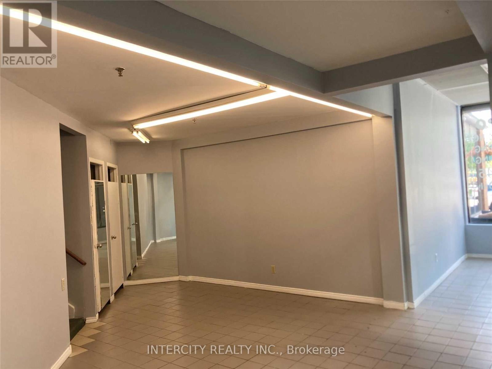 101 - 2100 Steeles Avenue W, Vaughan, Ontario  L4K 2V1 - Photo 9 - N12797546