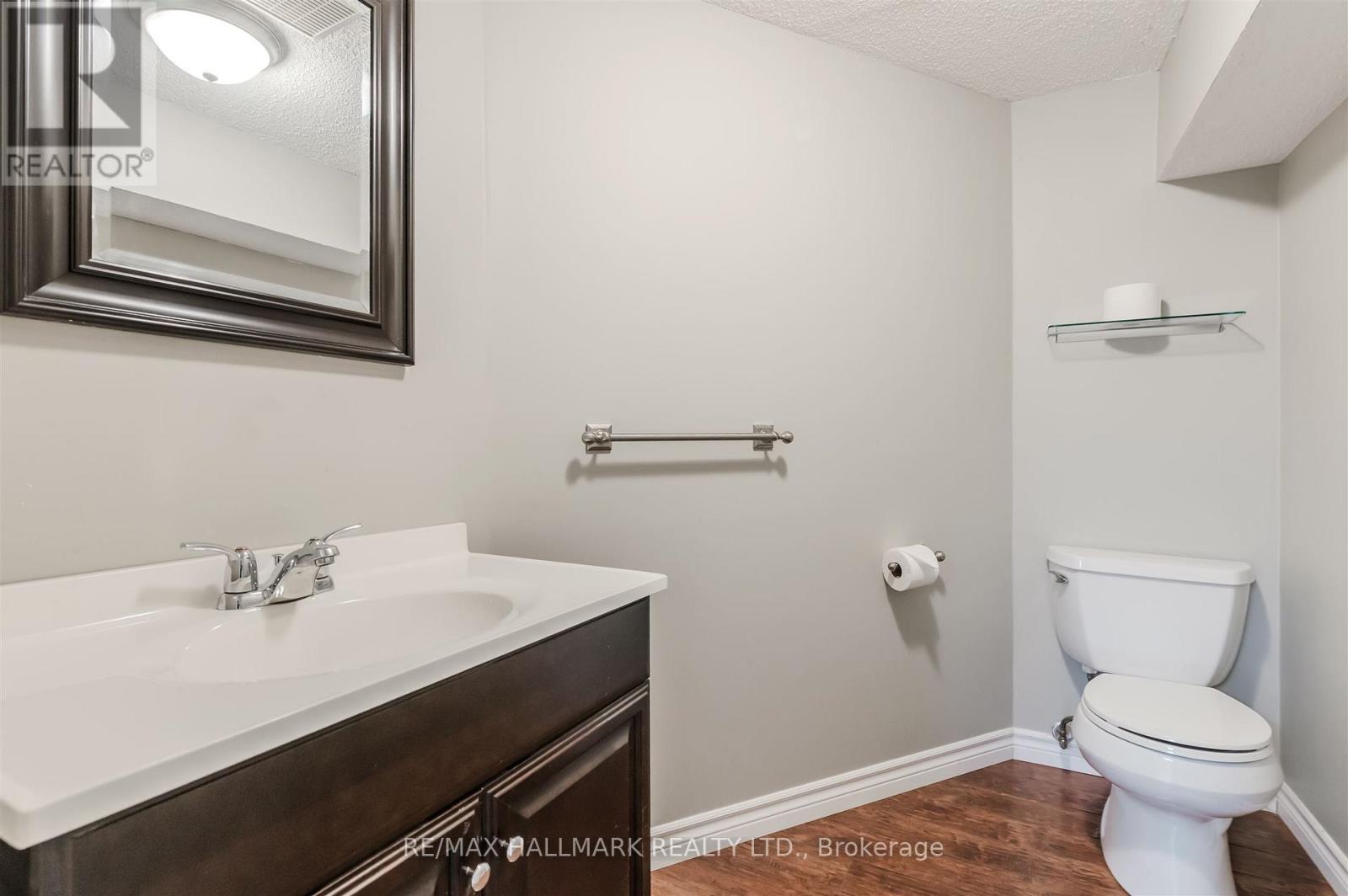 145 Old Surrey Lane, Richmond Hill, Ontario  L4C 6R9 - Photo 40 - N12797550