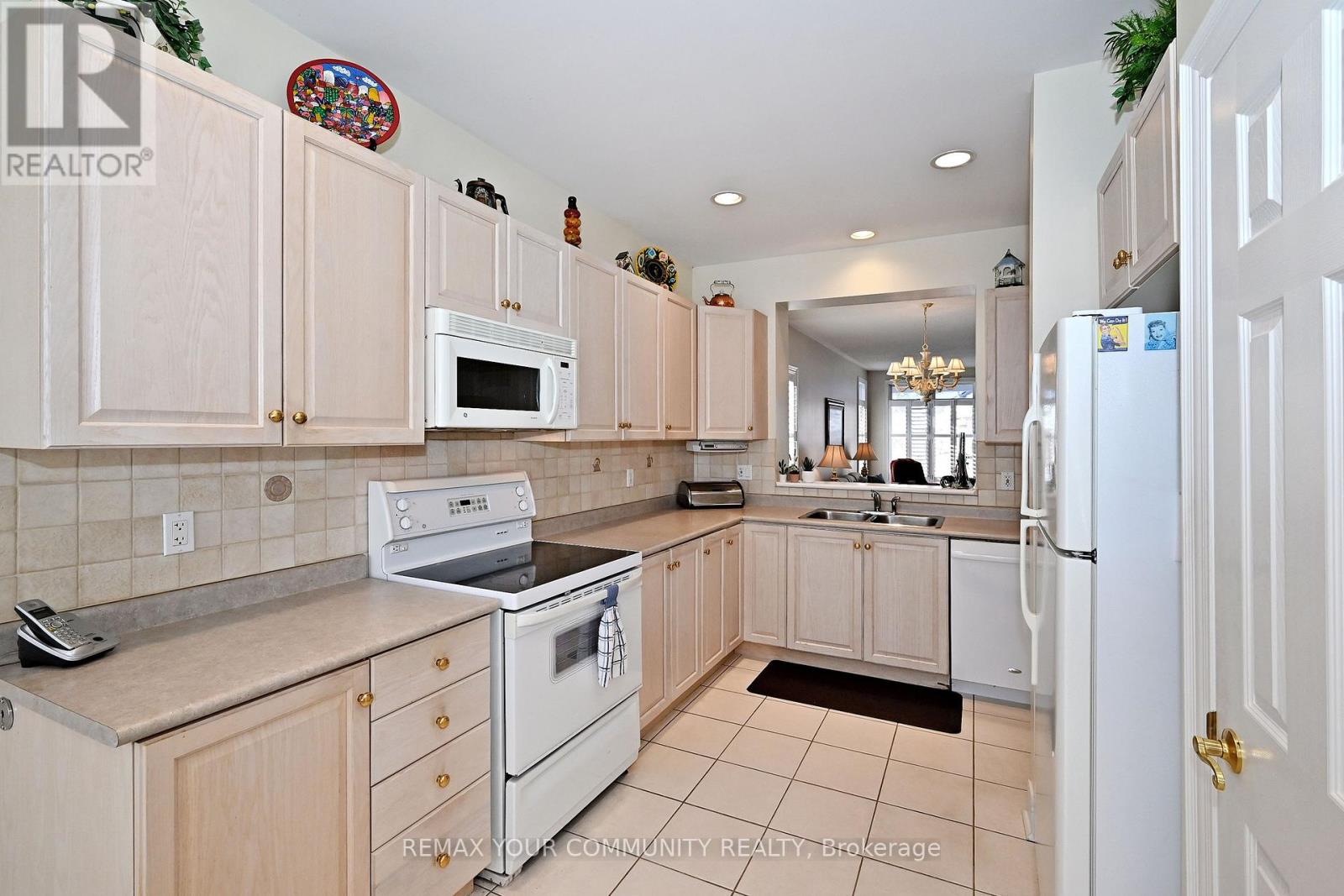 48 Lee's Gallery, Whitchurch-Stouffville, Ontario  L4A 1N7 - Photo 13 - N12797558