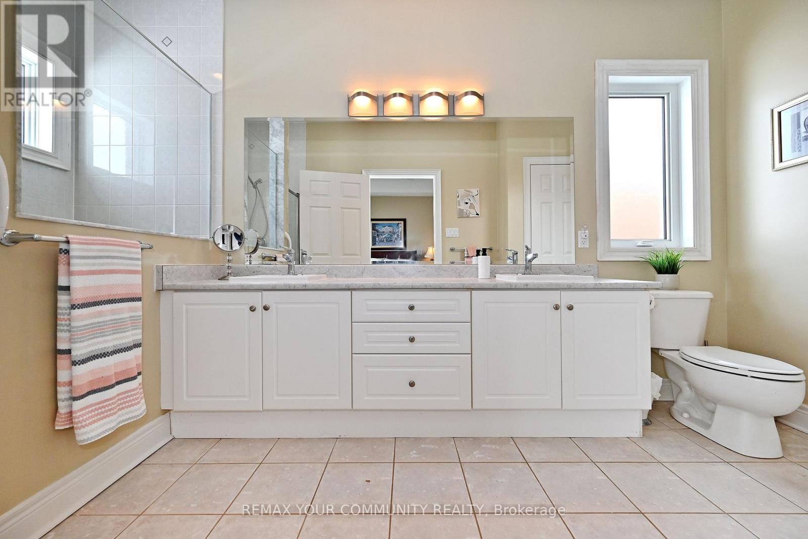 48 Lee's Gallery, Whitchurch-Stouffville, Ontario  L4A 1N7 - Photo 21 - N12797558