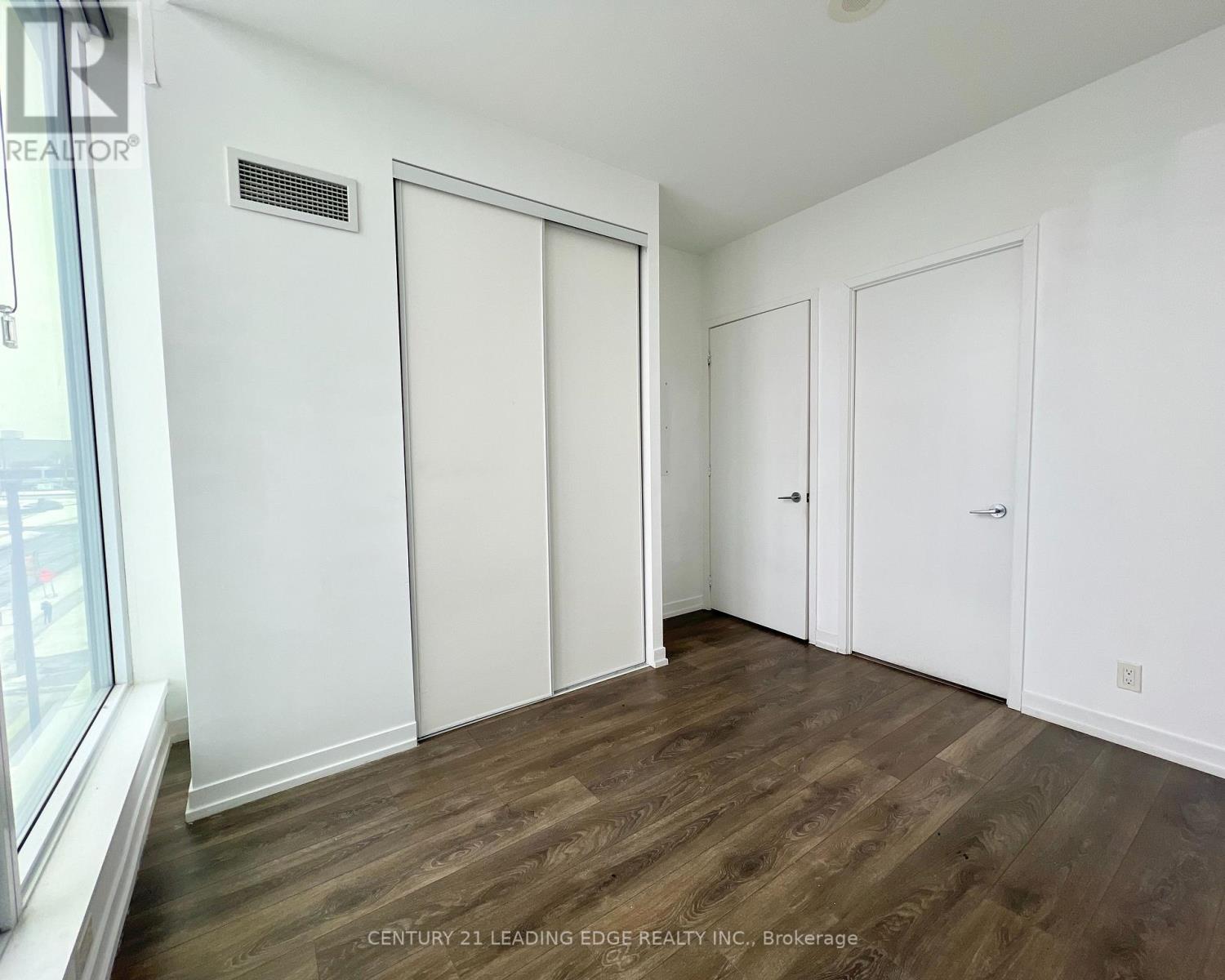 302 - 950 Portage Parkway, Vaughan, Ontario  L4K 0J7 - Photo 14 - N12797564