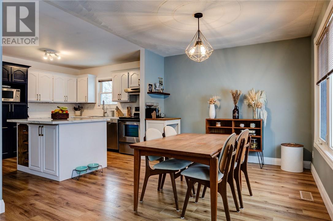 64 N Prevost Street, Azilda, Ontario  P0M 1B0 - Photo 7 - 2126360