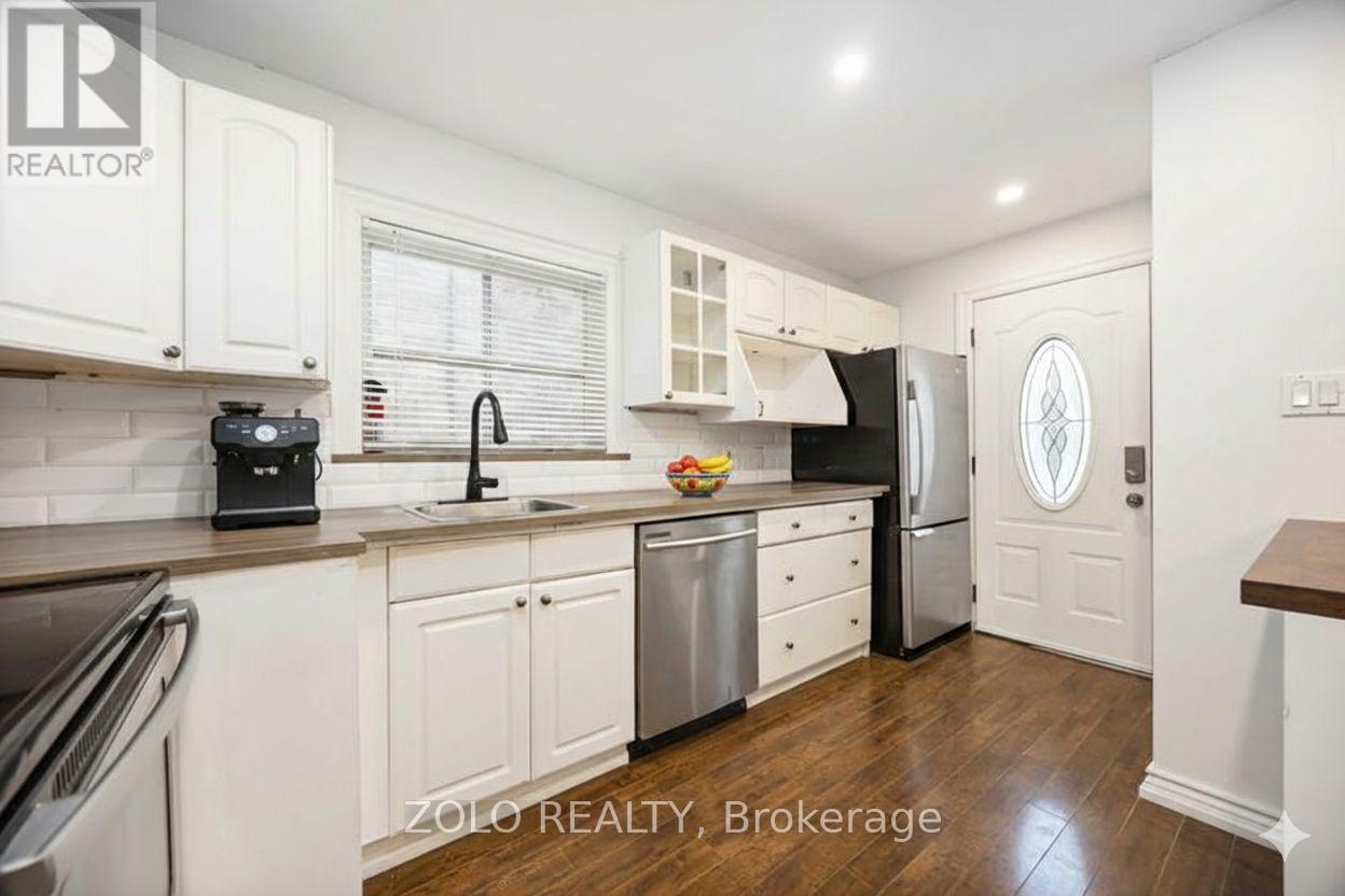 461 O'connor Drive, Toronto, Ontario  M4J 2W8 - Photo 6 - E12706456