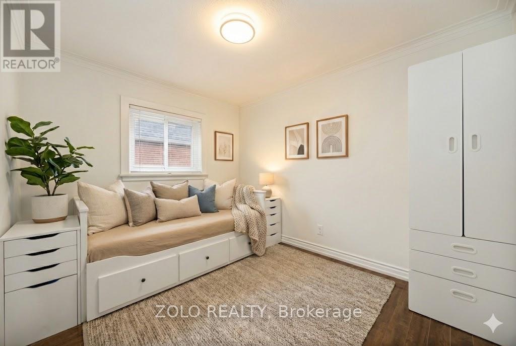 461 O'connor Drive, Toronto, Ontario  M4J 2W8 - Photo 8 - E12706456