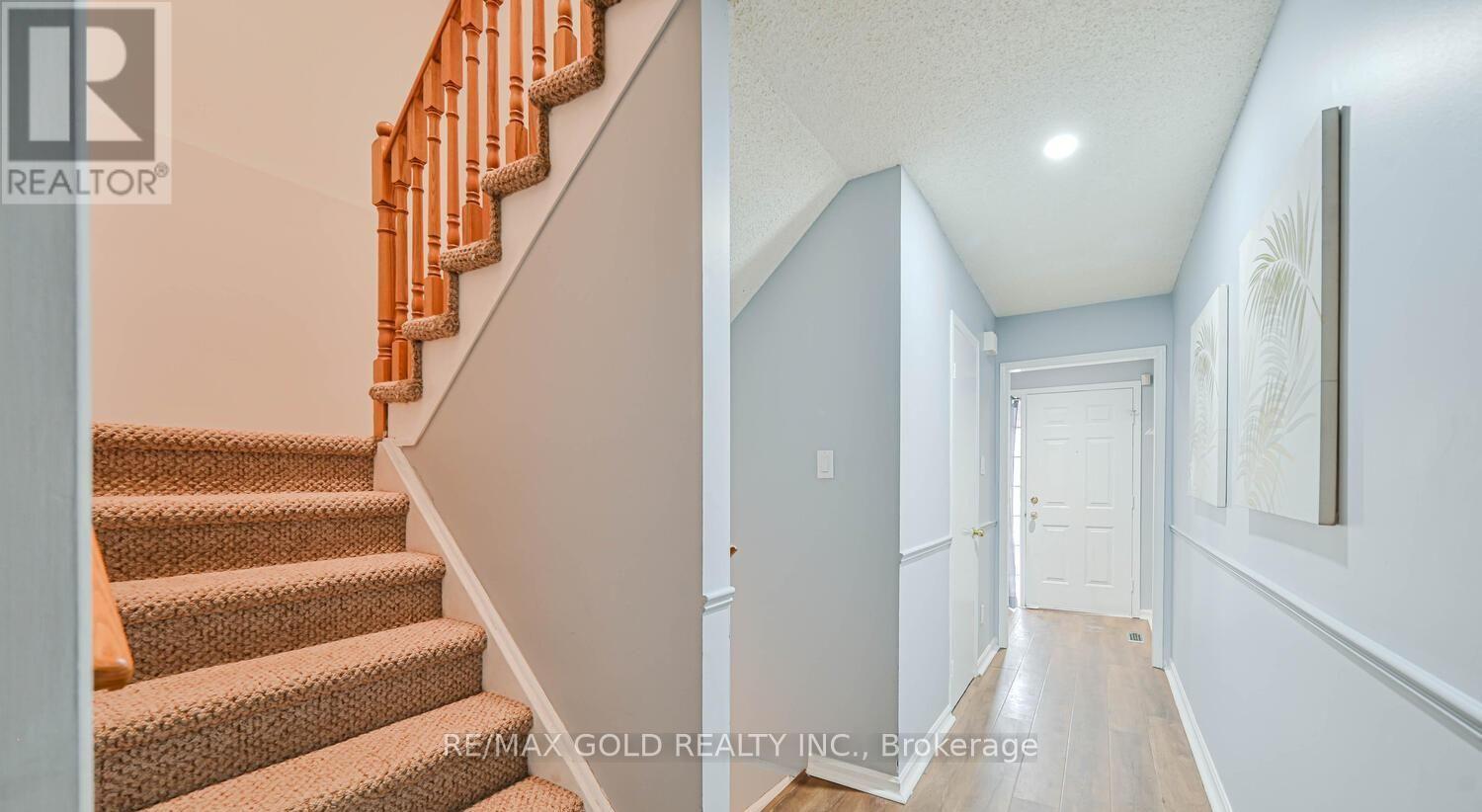 73 Chipmunk Crescent, Brampton, Ontario  L6R 1B4 - Photo 12 - W12797056