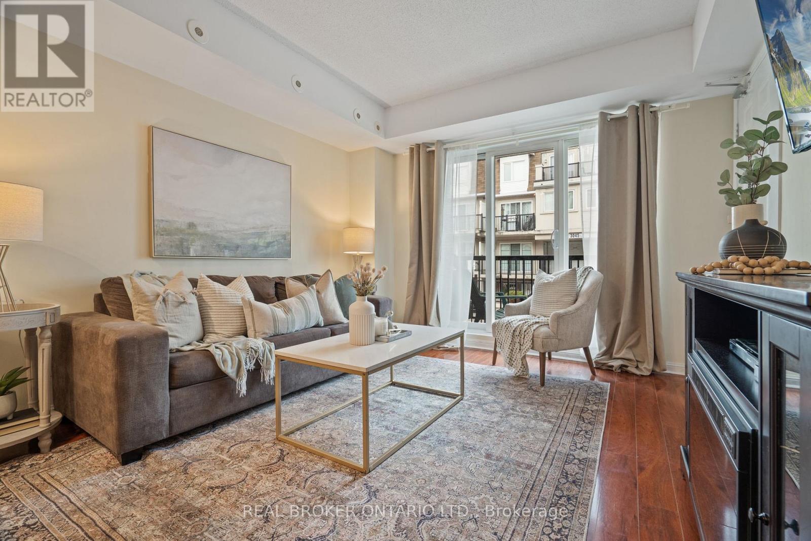 2066 - 3047 Finch Avenue W, Toronto, Ontario  M9M 0A5 - Photo 6 - W12797566