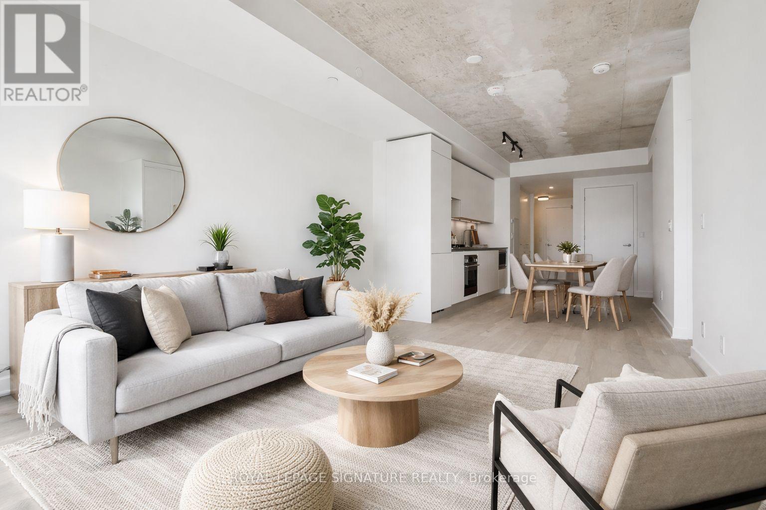 501 - 2720 Dundas Street W, Toronto, Ontario  M6P 1Y2 - Photo 1 - W12797574