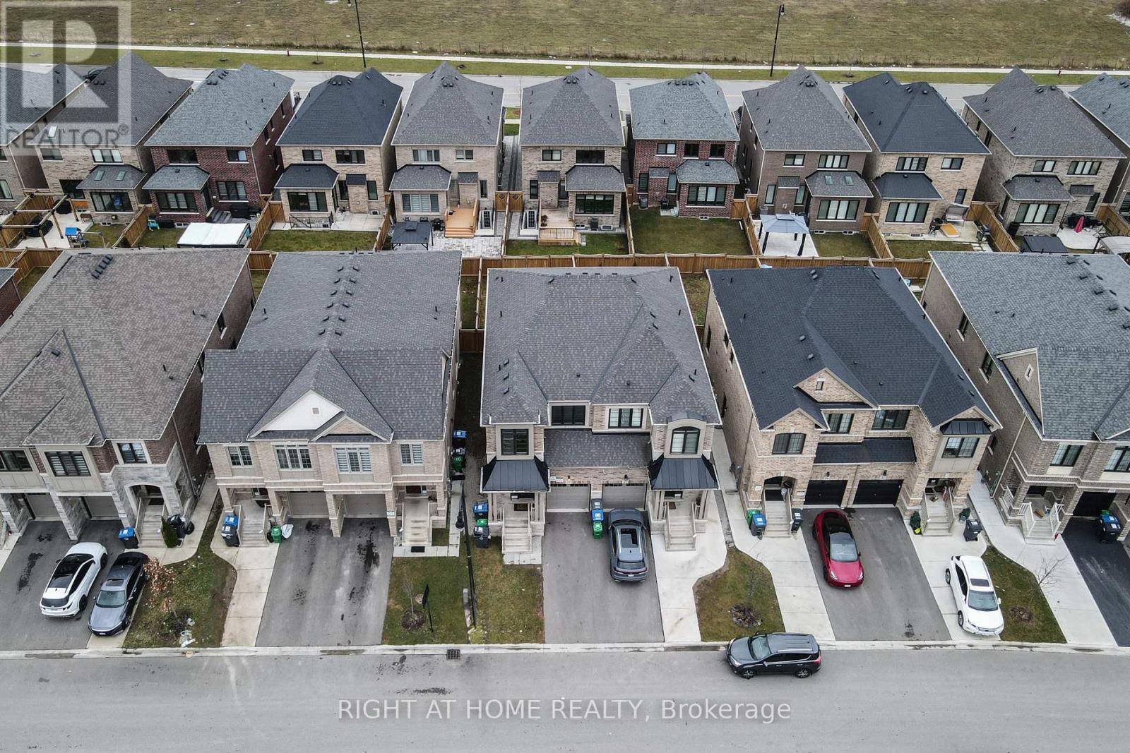 Lower - 25 Hubbell Road, Brampton, Ontario  L6Y 1P3 - Photo 1 - W12797576