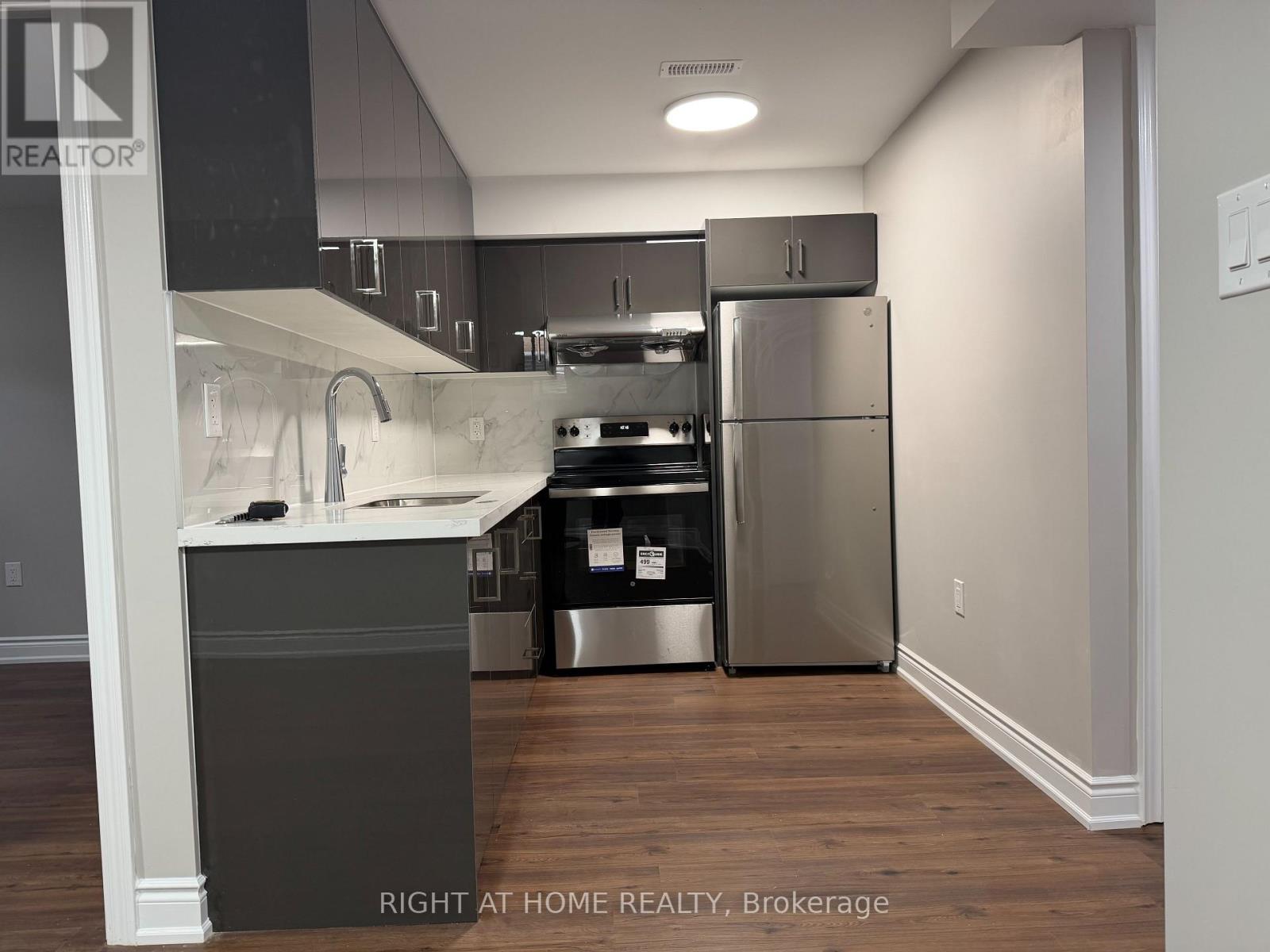 Lower - 25 Hubbell Road, Brampton, Ontario  L6Y 1P3 - Photo 11 - W12797576