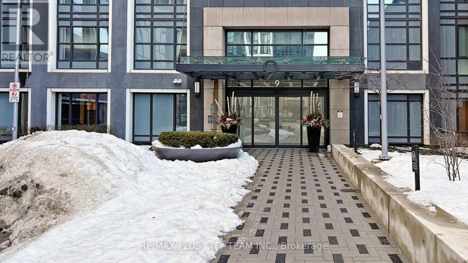 3316 - 9 Mabelle Avenue, Toronto, Ontario  M9A 0E1 - Photo 2 - W12797580