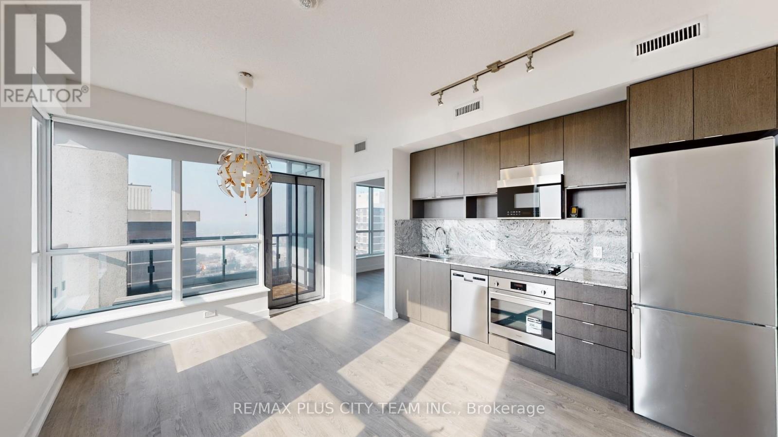 3316 - 9 Mabelle Avenue, Toronto, Ontario  M9A 0E1 - Photo 5 - W12797580