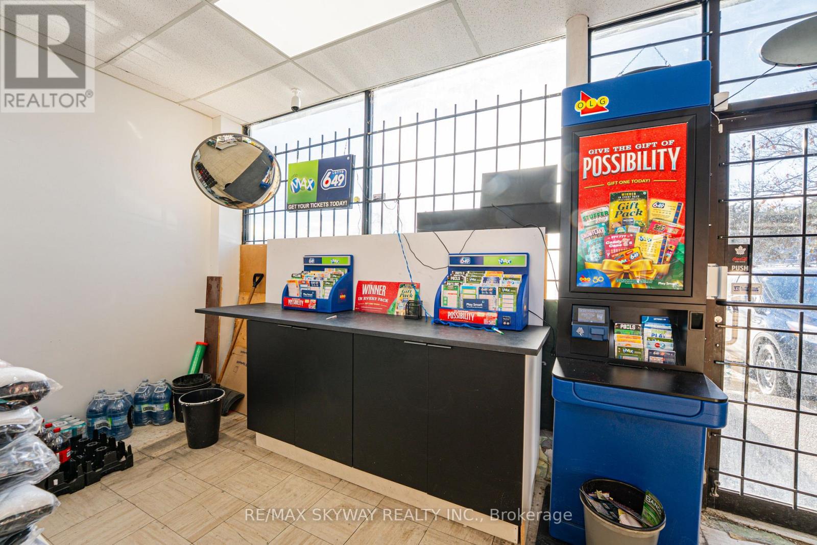 01 - 1125 Dundas Street E, Mississauga, Ontario  L4Y 2C4 - Photo 10 - W12797586