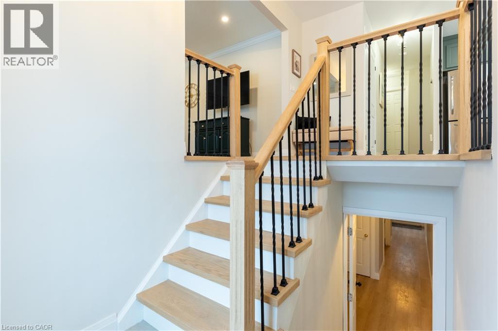 26 Rama Court, Hamilton, Ontario  L8W 2B3 - Photo 3 - 40805171