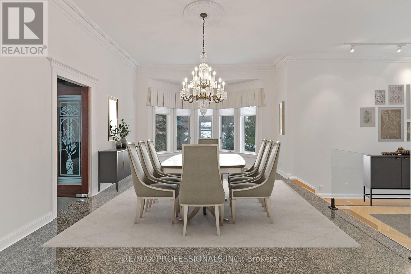 6a Edenbrook Hill, Toronto, Ontario  M9A 3Z6 - Photo 4 - W12797590