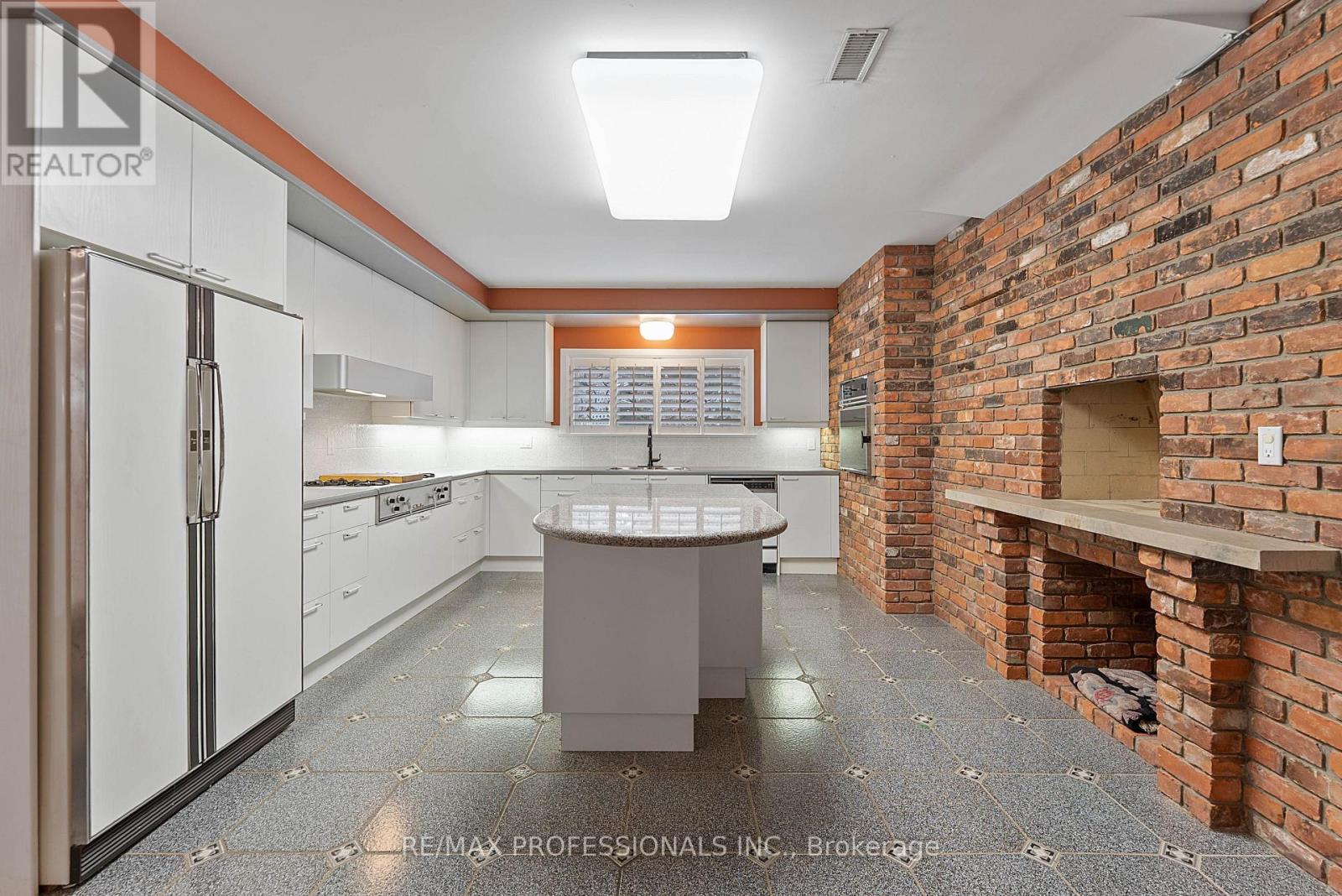 6a Edenbrook Hill, Toronto, Ontario  M9A 3Z6 - Photo 41 - W12797590