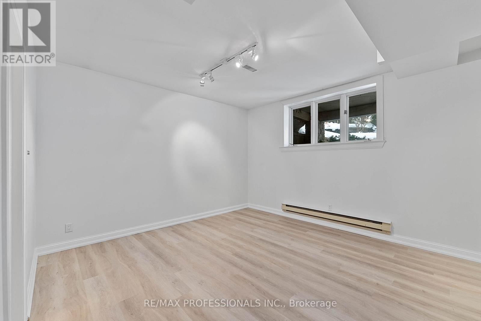 6a Edenbrook Hill, Toronto, Ontario  M9A 3Z6 - Photo 42 - W12797590